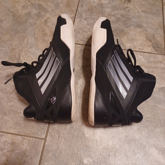 Adidas Team Feather 2012-M Basketball Shoes - Picture 9 of 11